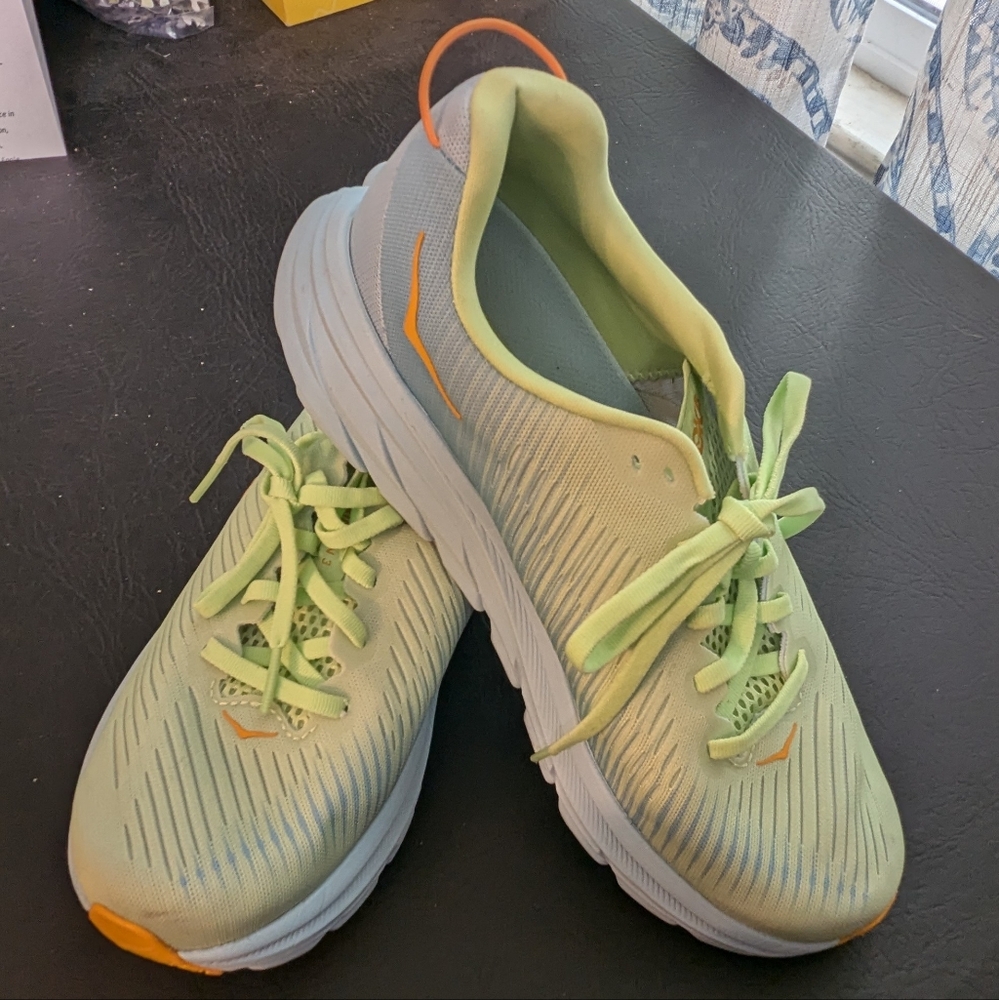 Hoka Rincon 3 shoes